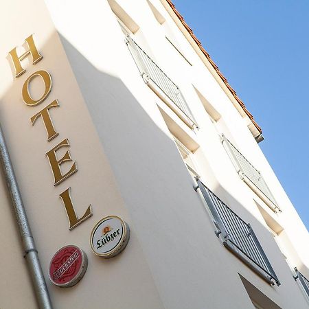 Hotel Kronprinz Грайфсвальд Экстерьер фото